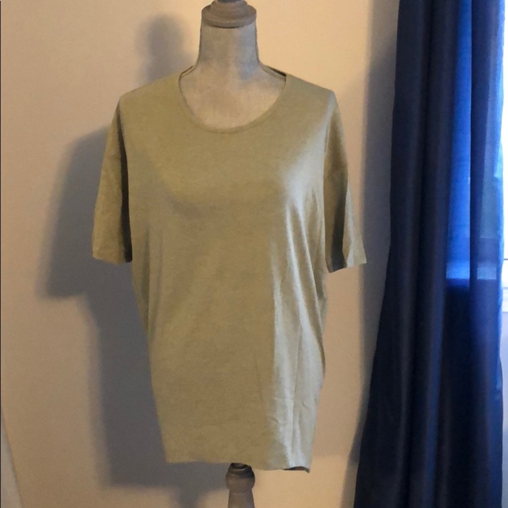 LulaRoe Irma Tunic XXS